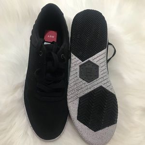 New Huf Shoes Black with White Speckles